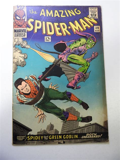 The Amazing Spider Man Vg Condition Moisture Stains Comic