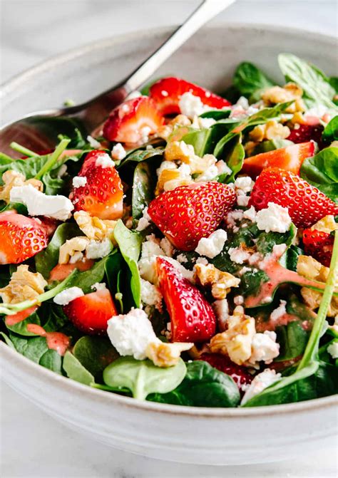 Spinach Strawberry Walnut Salad Pinch And Swirl