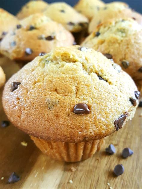 Bakery Style Sour Cream Chocolate Chip Muffins Beat Bake Eat