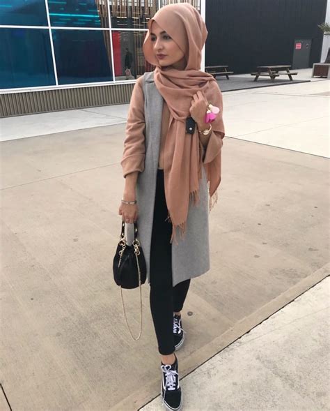 Pinterest Adarkurdish Hijab Fashion Hijabi Outfits Casual Hijabi Style