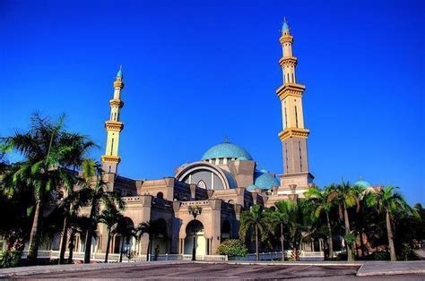 Federal Territory Mosque - Kuala Lumpur