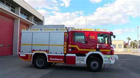 Dos heridos en un accidente entre un camión y una furgoneta a la altura