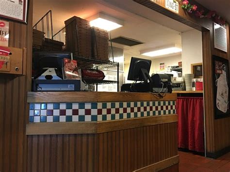 Concord NH Pizza Hut Counter 1 Austin Dodge Flickr