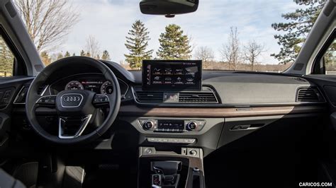 2021 Audi Q5 55 TFSI e quattro PHEV (US-Spec) | Interior, Cockpit