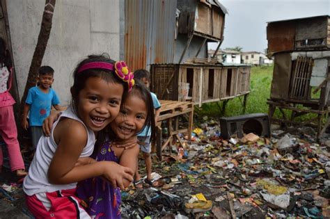 People Manila Philippines Slums