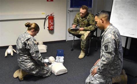 Military Police learn CPR | Article | The United States Army