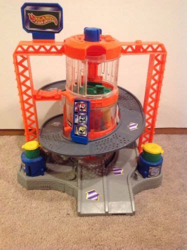 Hot Wheels 1996 Car Wash Good Condition Hot Wheels Car Wash Playset