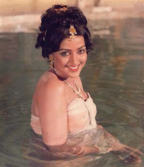 Beautiful Indian Actress Hema Malini