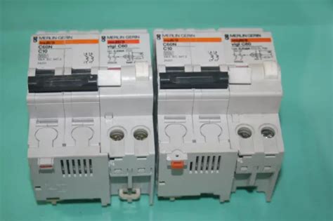 LOT DE 2 disjoncteurs différentiel merlin gerin C60N 24201 VIGI 30mA