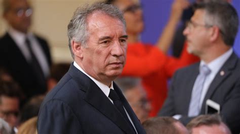 Ex Ministro Franc S Fran Ois Bayrou Acusado De Cumplicidade Na