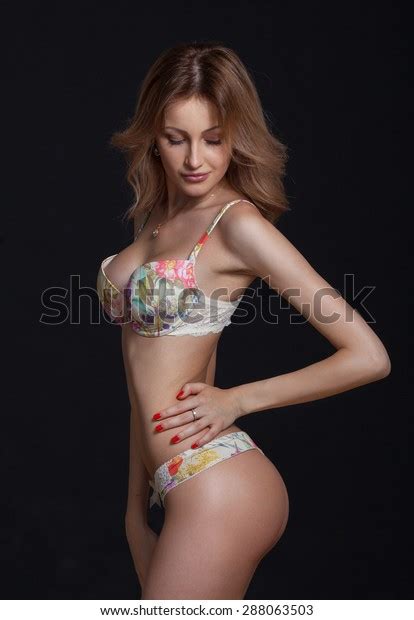 Sexy Beautiful Blonde Woman Perfect Body Stok Fotoğrafı 288063503