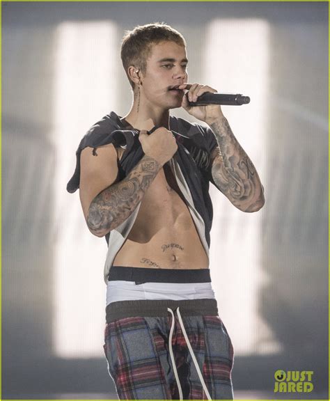 Justin Bieber Hits The Stage For Stockholm Concert Photo 1032954 Photo Gallery Just Jared Jr