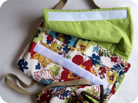 Diy Casserole Tote I Really Want To Make One Of These How Cute Insulated Casserole Carrier