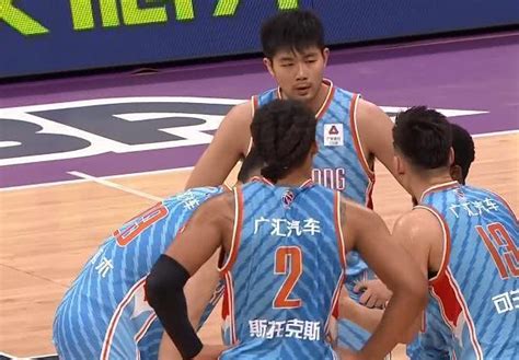 菲爾德217786，郭艾倫28分9助攻，新疆客場險勝遼寧 每日頭條