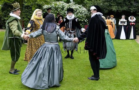 Dancers In Olden Days Costumes England Tim Graham Elizabethan Gown Dancer Traditional Dance