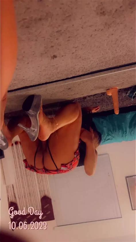 Princesses Olivia Getting Ready For School Shemale Amateur Porn Feat Olivia Soren XHamster