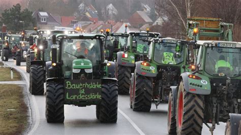 Ampel Rudert Zur Ck Regierung Mildert K Rzungen F R Landwirte Was