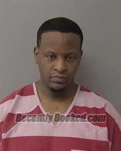 Recent Booking Mugshot For Eric Lamont Allison In Macon County Illinois