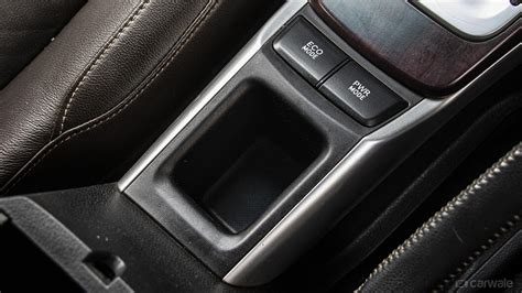 Fortuner Interior Image, Fortuner Photos in India - CarWale