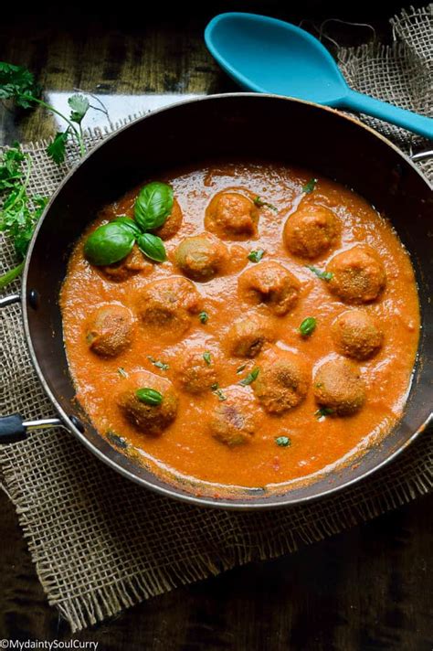 Vegan Chicken Kofta Meatballs In Curry Sauce My Dainty Soul Curry