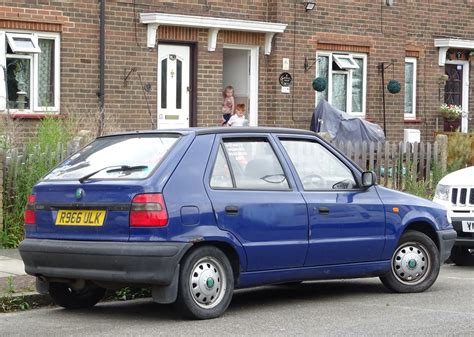 1998 Škoda Felicia 1 3L London NW plates Neil Potter Flickr