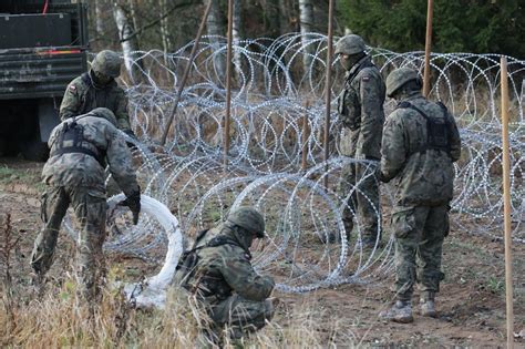 Tymczasowa zapora na granicy Polski z Rosją Marek Sawicki wyjaśnia