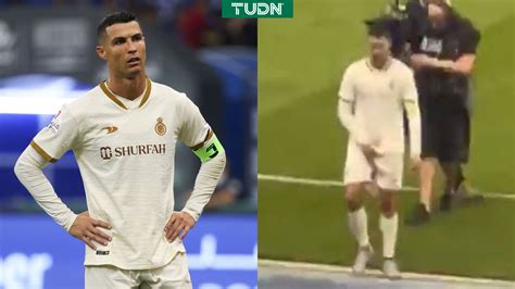 Cristiano Ronaldo Hace Un Gesto Obsceno Por Gritos De Messi Messi