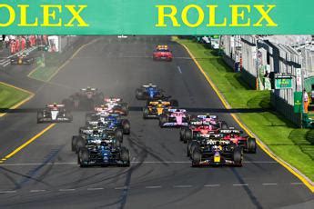 Gp Australia 2023 Caos Totale Verstappen Vince Con Red Bull E