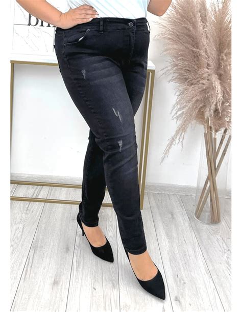 Curvy Plus Size High Waist Jeans With Narrow Straight Leg Swapped With