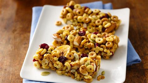 No Bake Multi Grain Cheerios Snack Bars Recipe Lifemadedeliciousca