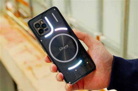 Unihertz Luna Is A Nothing Phone Clone That Turned Eyeballs At Mwc