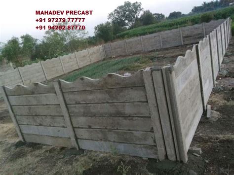 Precast Rcc Fencing Pole Length Mtr Mtr Mtr At Best Price