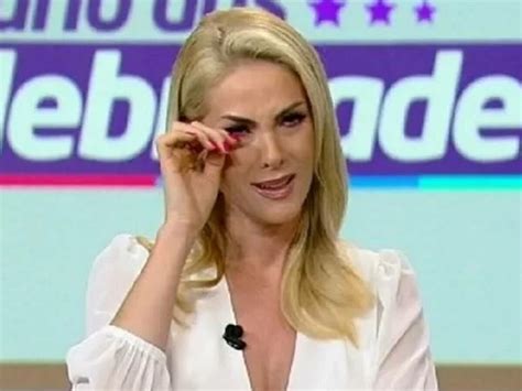 Ana Hickmann Lamenta Morte Na Fam Lia E Chora N O Consigo Acreditar