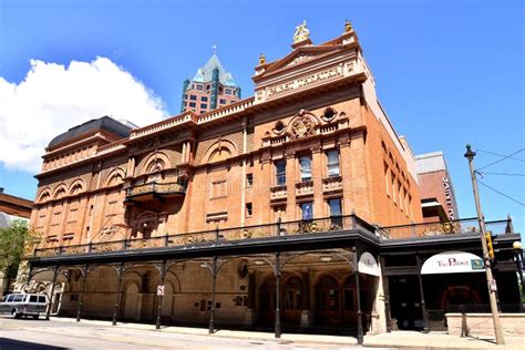 Old Beautiful Pabst Theater in Downtown Milwaukee Editorial Photography ...