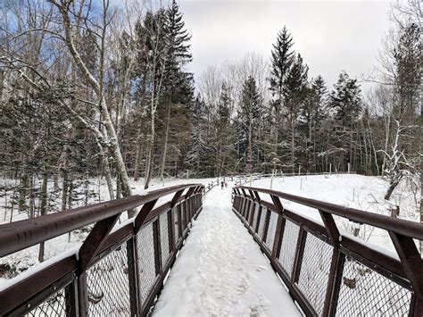 Katie Wanders : Kaaterskill Falls (winter) Hike - Catskills, New York