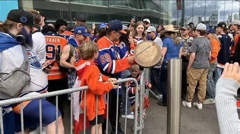 Sask Oilers Fans Devastated Over Edmontons Stanley Cup Loss