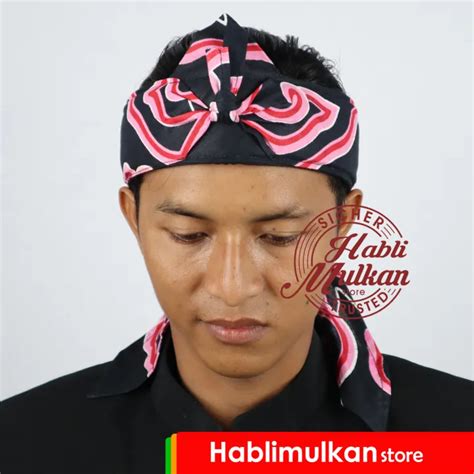 Iket Kepala Sunda Iket Tradisional Jawa Batik Mega Mendung Merah