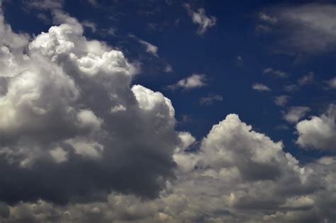 雲 灰色の雲 灰色の空 Pixabayの無料写真 Pixabay