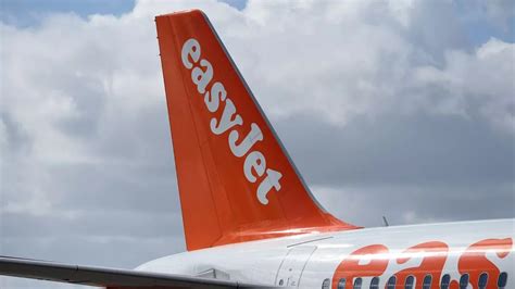 Easyjet Passengers Sit On Backless Seats As Airline Asks For Viral