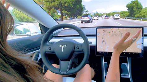 Cruzamos Europa Con Autopilot Tesla M3 Youtube