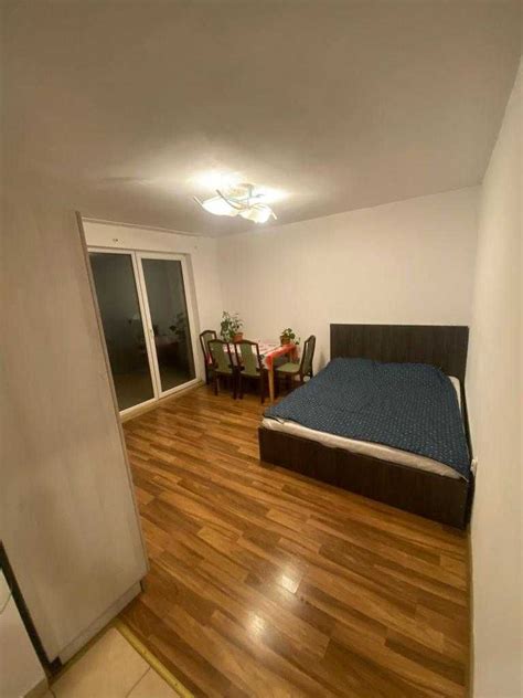 Vand Apartament Cu Camera Parcare Floresti Olx Ro