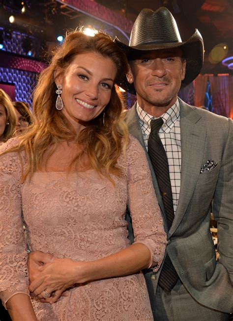 Faith Hill Attends 2016 Cmas With Husband Tim Mcgraw Days After Her