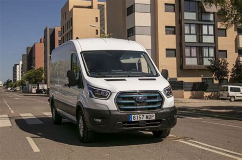 Prueba Ford E Transit un día de reparto con una furgoneta eléctrica