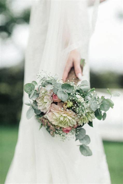 Brautstrauß Vintage Strauß Strauß mit Eukalyptus Hochzeit Rostock