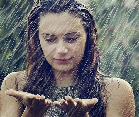 Rain Beauty Models Woman Hd Wallpaper Peakpx