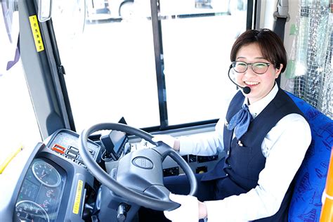 「ここならずっと働ける」地下鉄運転士・バス乗務員に転職した女性たちが明かす、長く続けられる仕事の見つけ方 Woman Type ウーマン