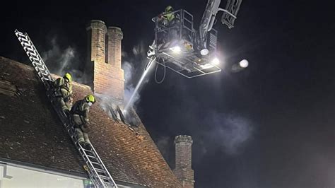 Worlingworth Village Pub And Shop Owners Devastated By Fire Bbc News