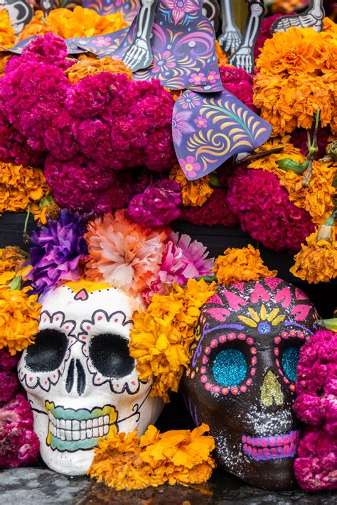 Día de los Muertos la fête mexicaine s exporte à Paris Vogue France