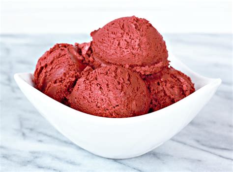 Red Velvet Ice Cream | URBAN BAKES