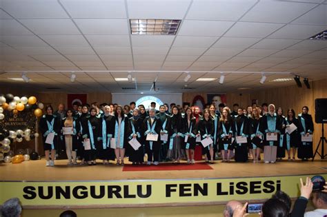 Okulumuzda Mezuniyet Co Kusu Sungurlu Fen Lisesi